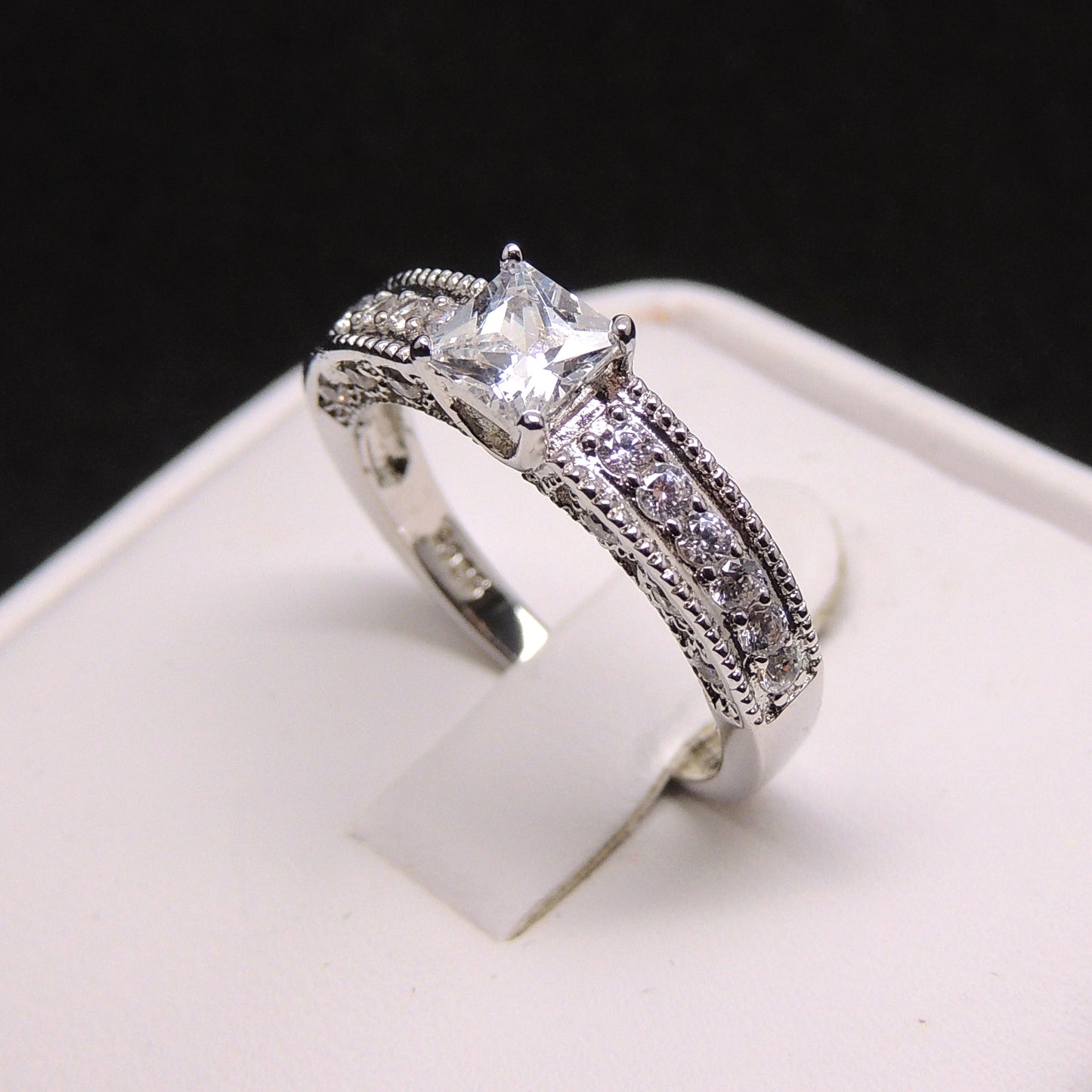 AnabelleEngagementRingSterlingSilverSolitaireWeddingGingerLyneCollectionSize9_Silver-4