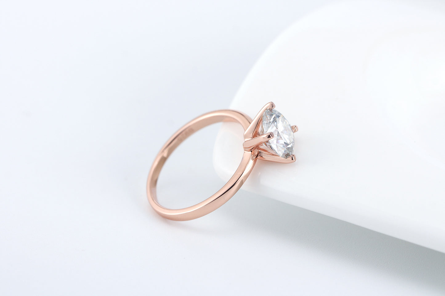 AmoreSolitaireEngagementRingforWomenMoissaniteSterlingSilverGingerLyneCollection_1CTRoseoverSilver-2