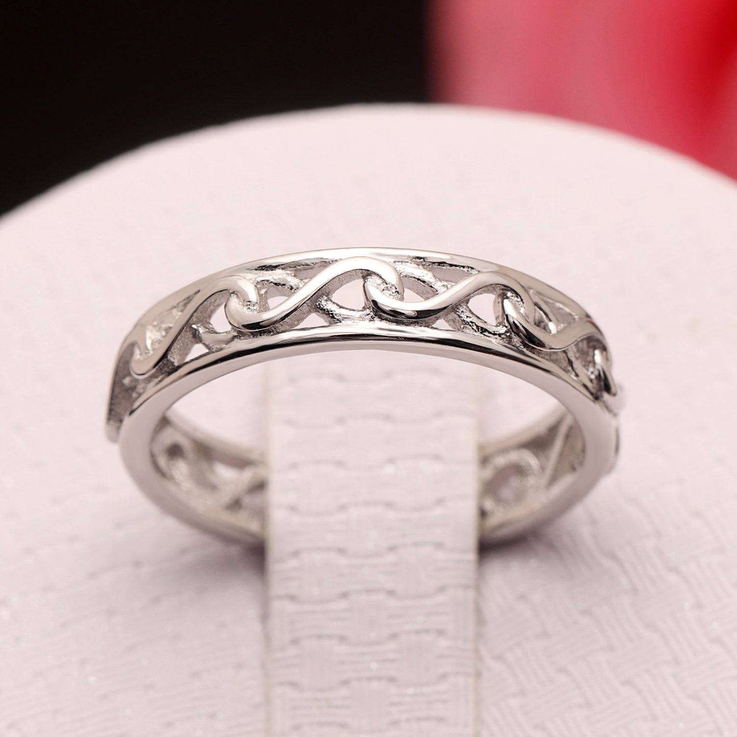 BetsyCelticEternityWeddingBandRingSterlingSilverWomenGingerLyneCollection_BetsyI-2