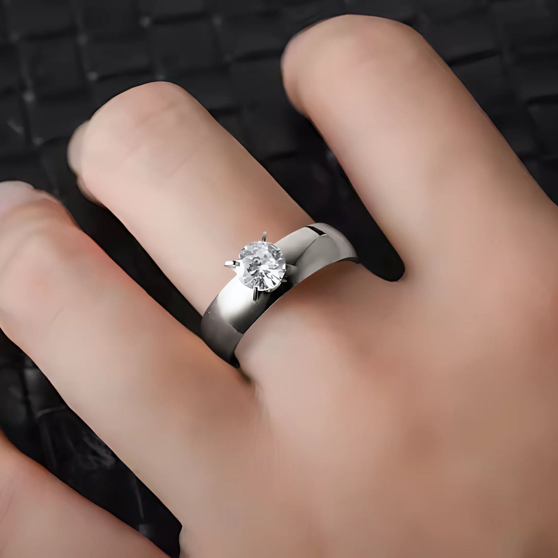 6mmGoldStainlessSteelWomenEngagementRingGingerLyneCollection_Silver-4